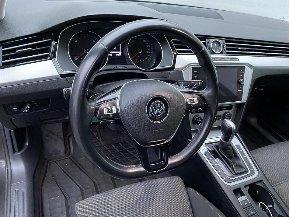 Volkswagen Passat 2.0 TDi 