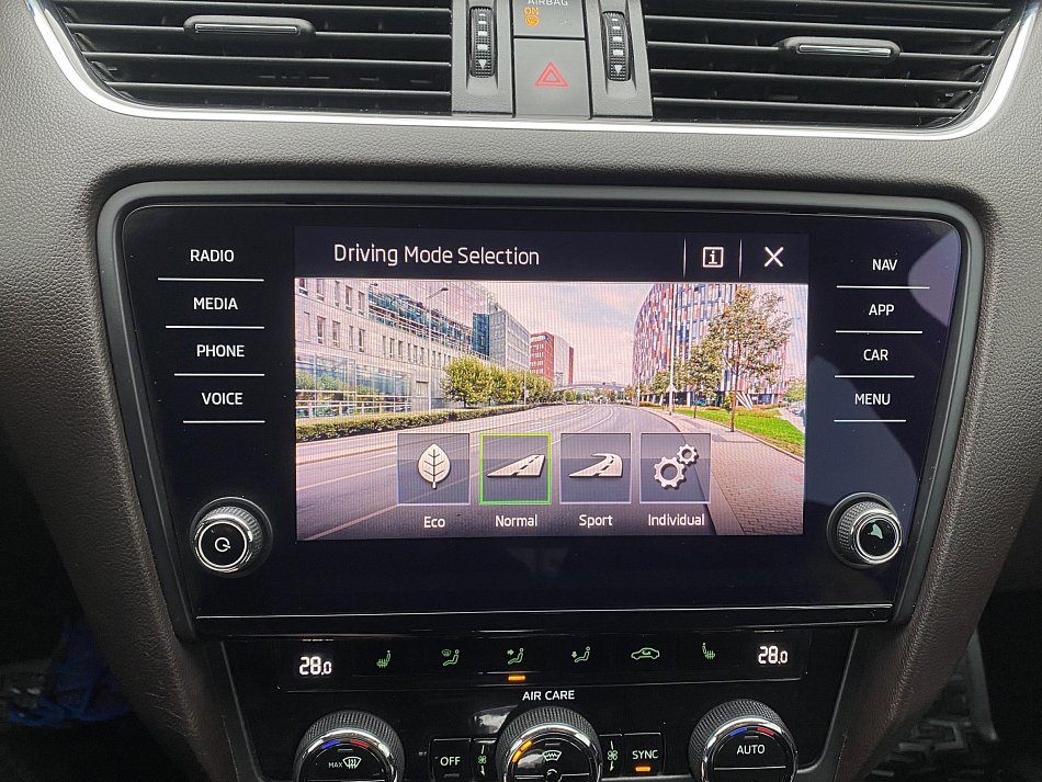 Škoda Octavia III 2.0 TDi L&K 4x4