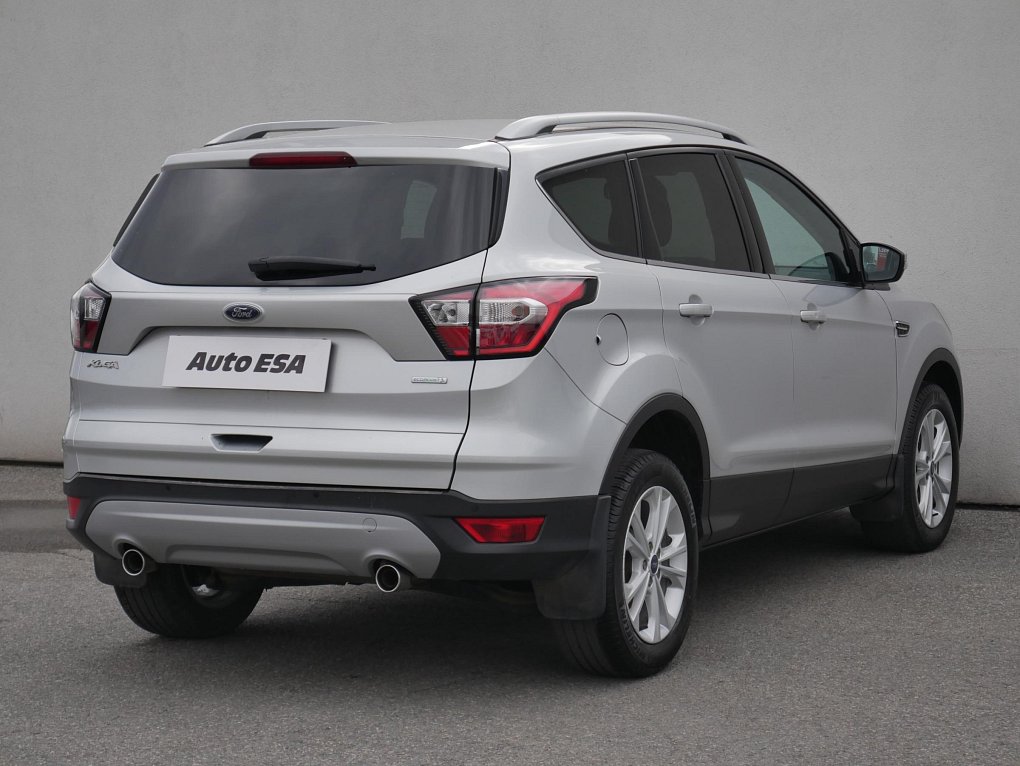 Ford Kuga 1.5 EB Titanium