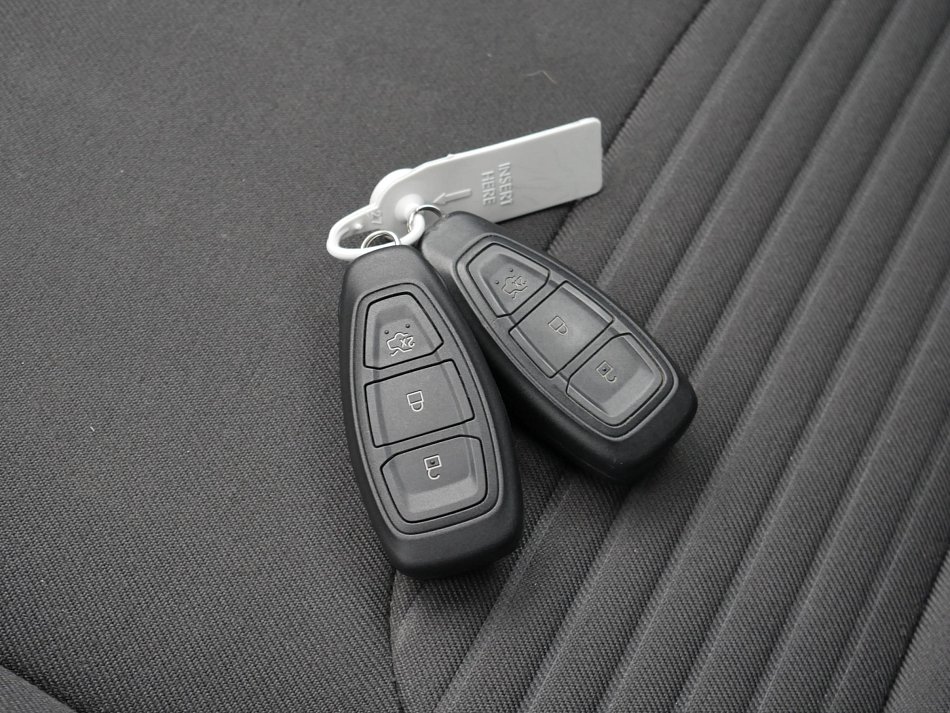 Ford Kuga 1.5 EB Titanium