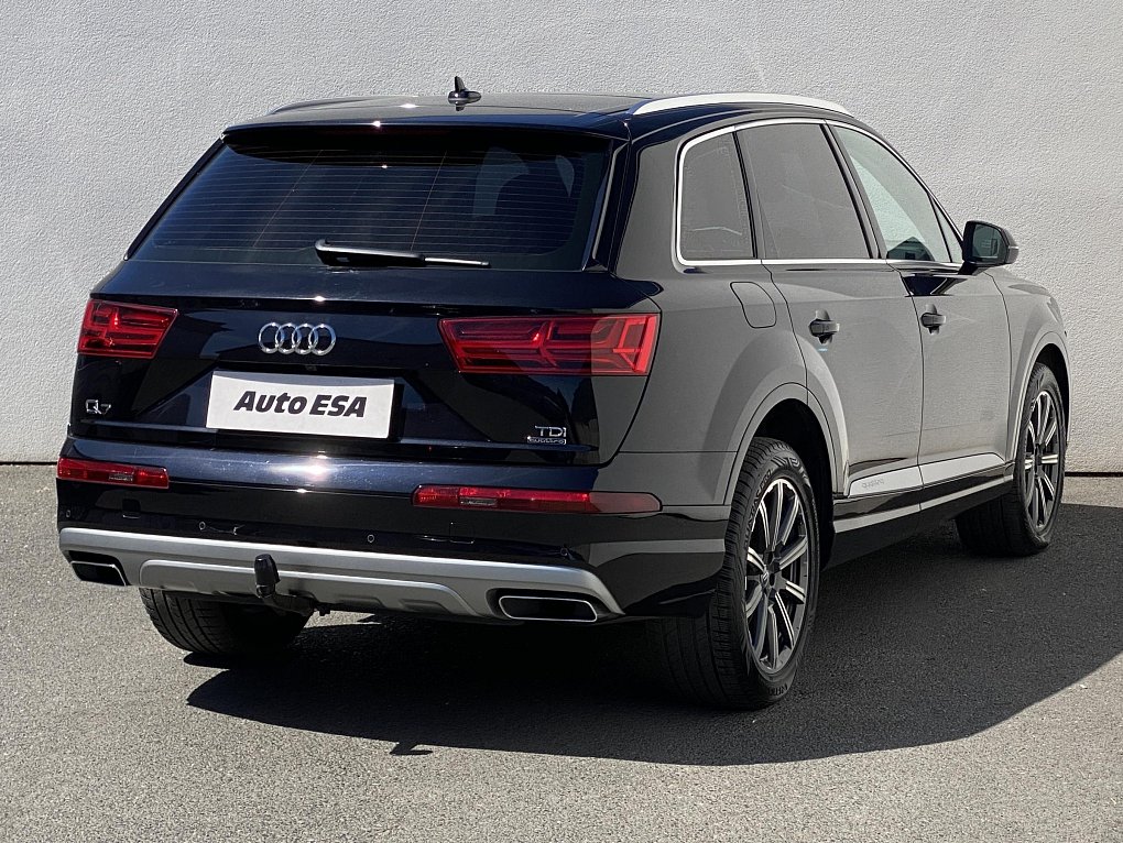 Audi Q7 3.0 V6 TDi  quattro