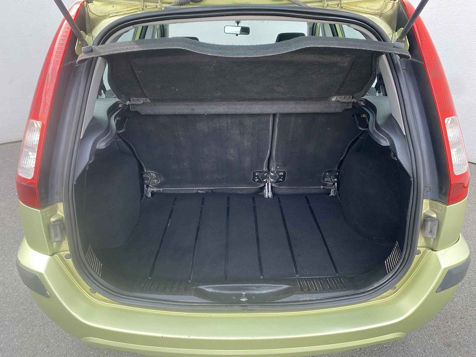 Ford Fusion 1.4i 