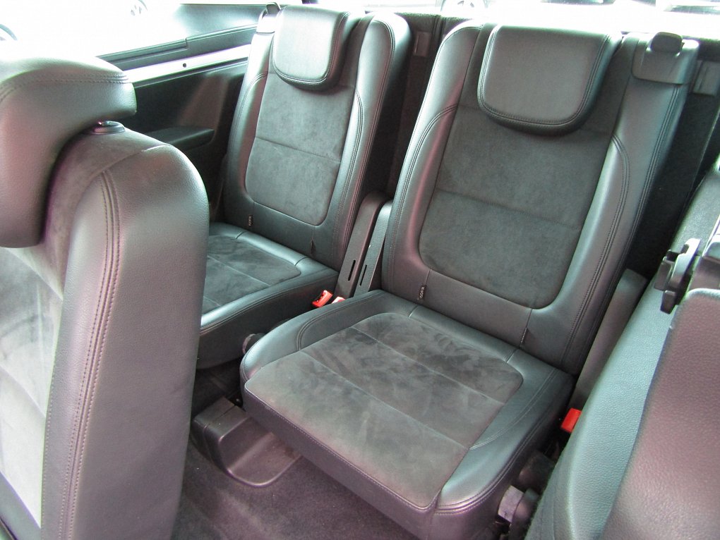 Volkswagen Sharan 2.0 TDi Highline
