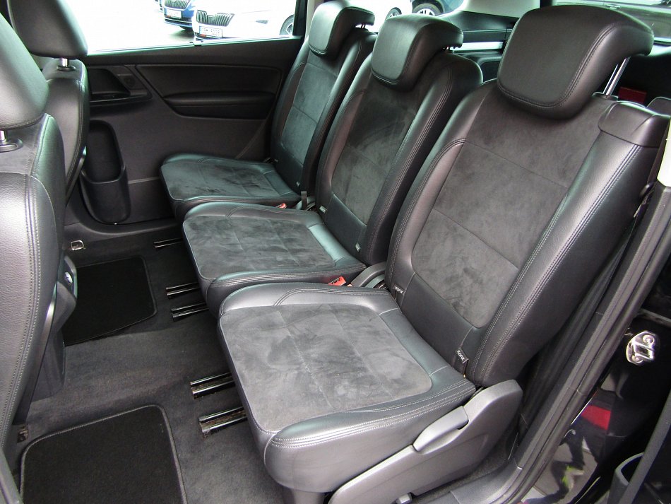 Volkswagen Sharan 2.0 TDi Highline