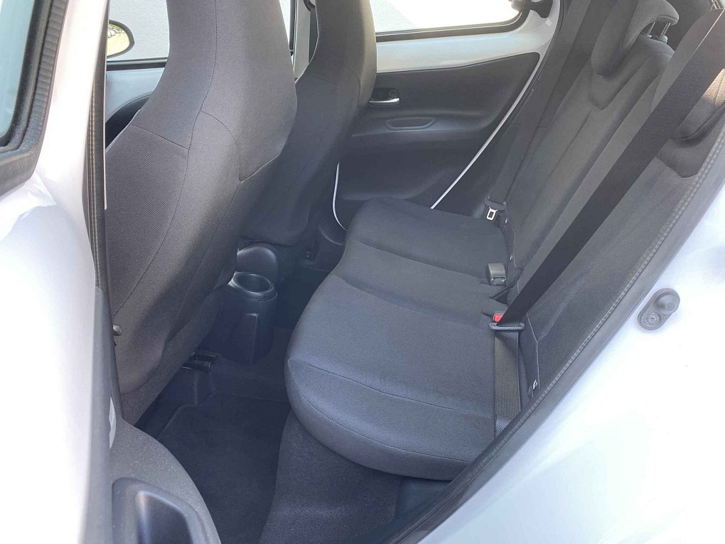 Toyota Aygo 1.0i 