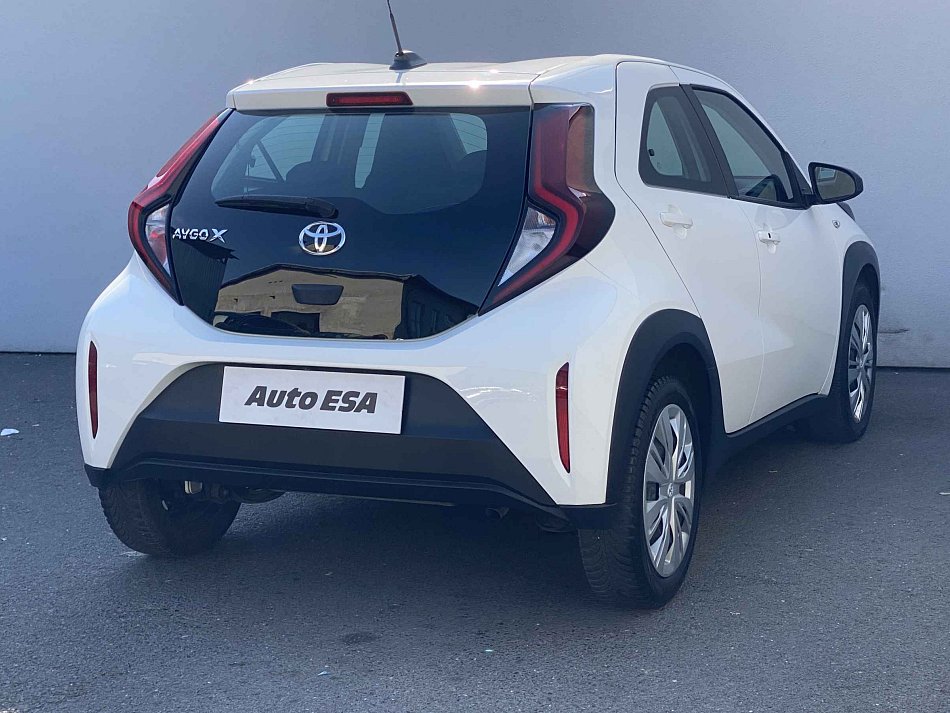 Toyota Aygo 1.0i 