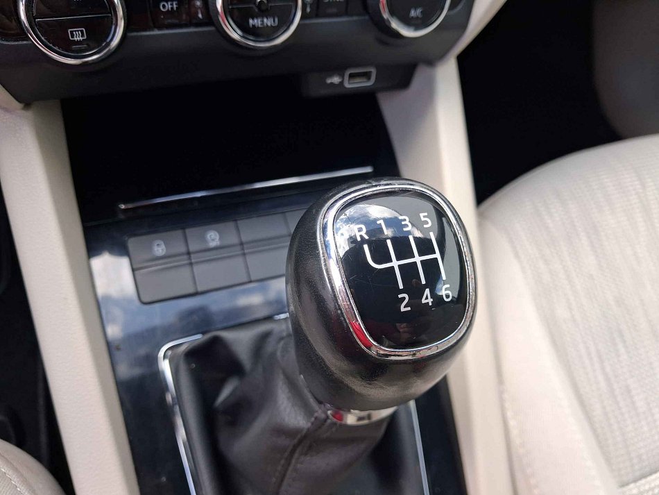 Škoda Octavia III 2.0 TDi Style