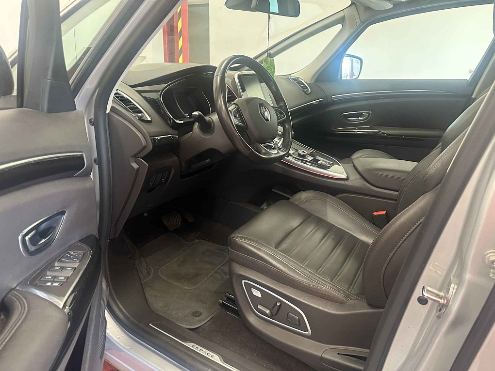 Renault Espace 1.6DCi 