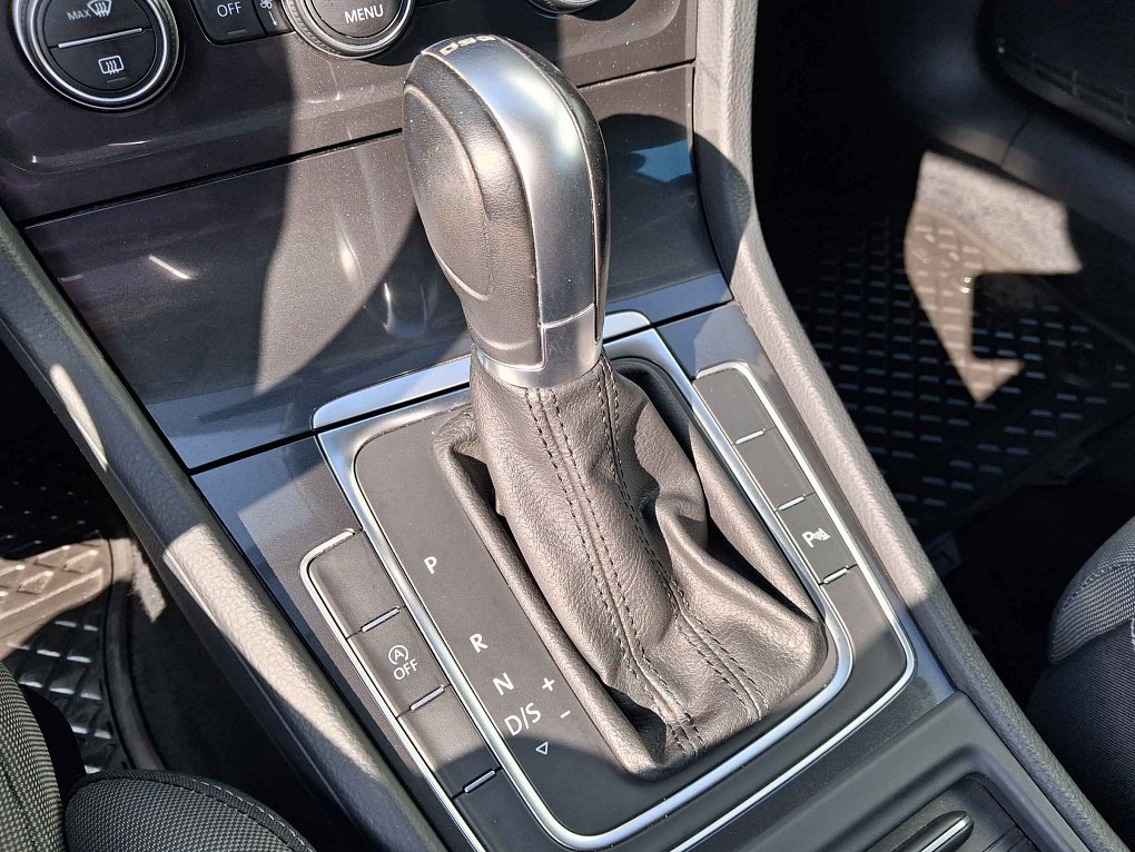 Volkswagen Golf 1.6 TDi Comfortline