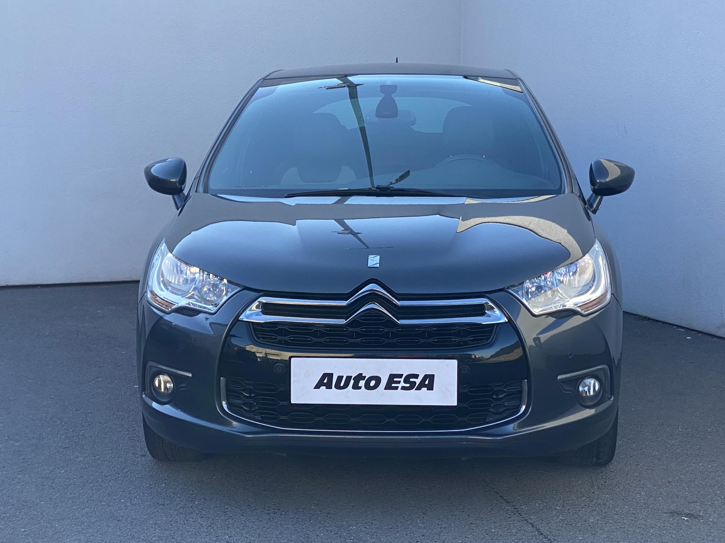 Citroën DS4, 2014 - pohled č. 2