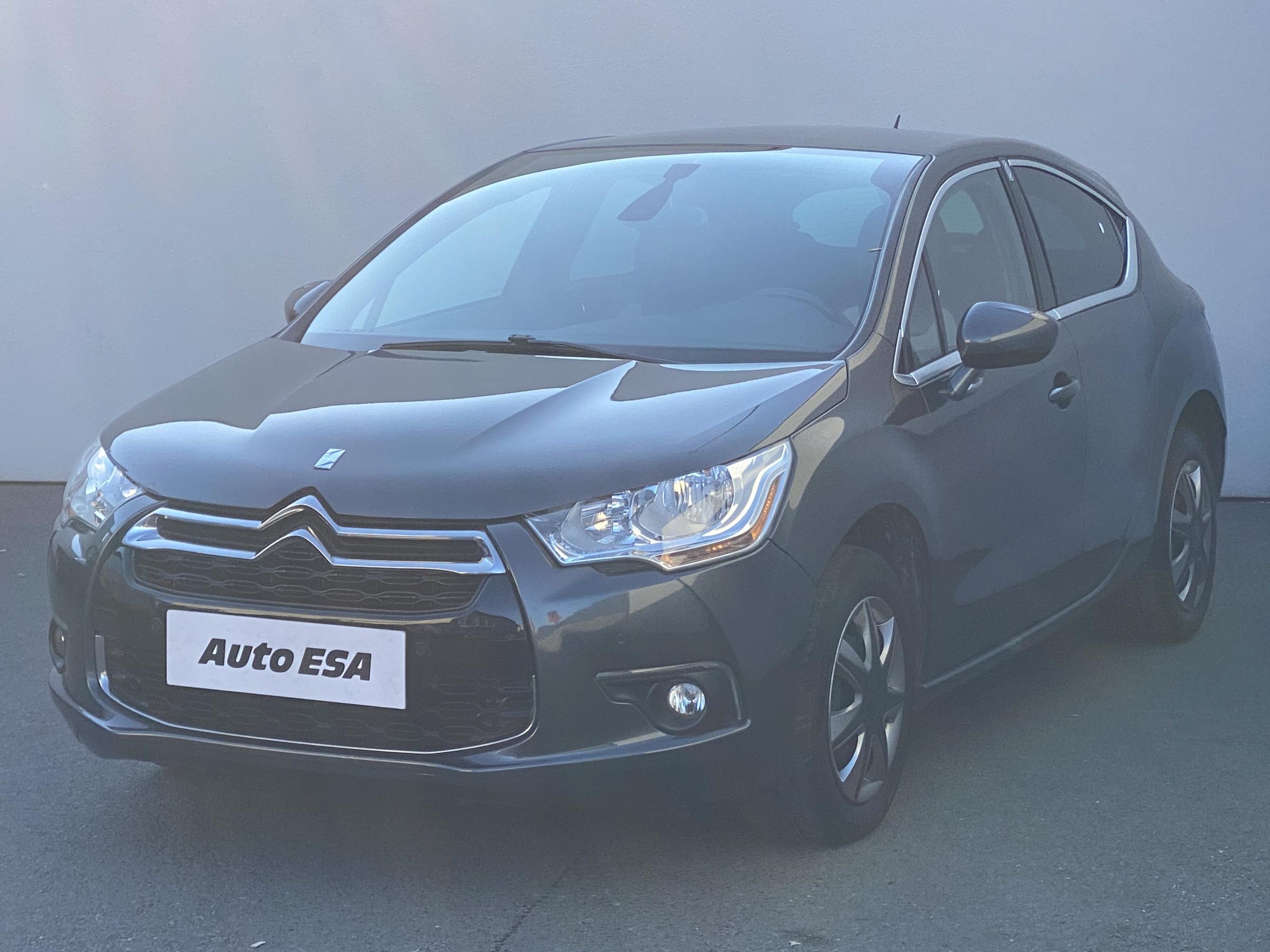 Citroën DS4, 2014 - pohled č. 3