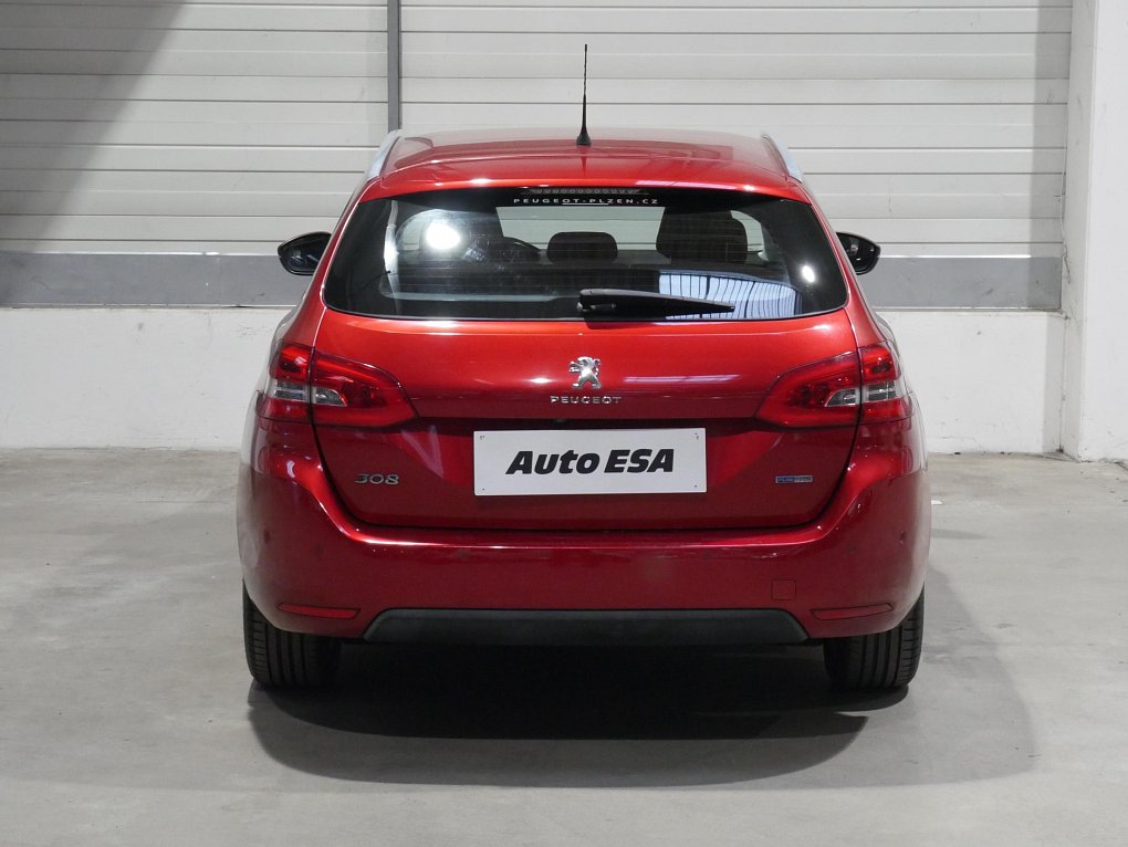 Peugeot 308 1.2PT 
