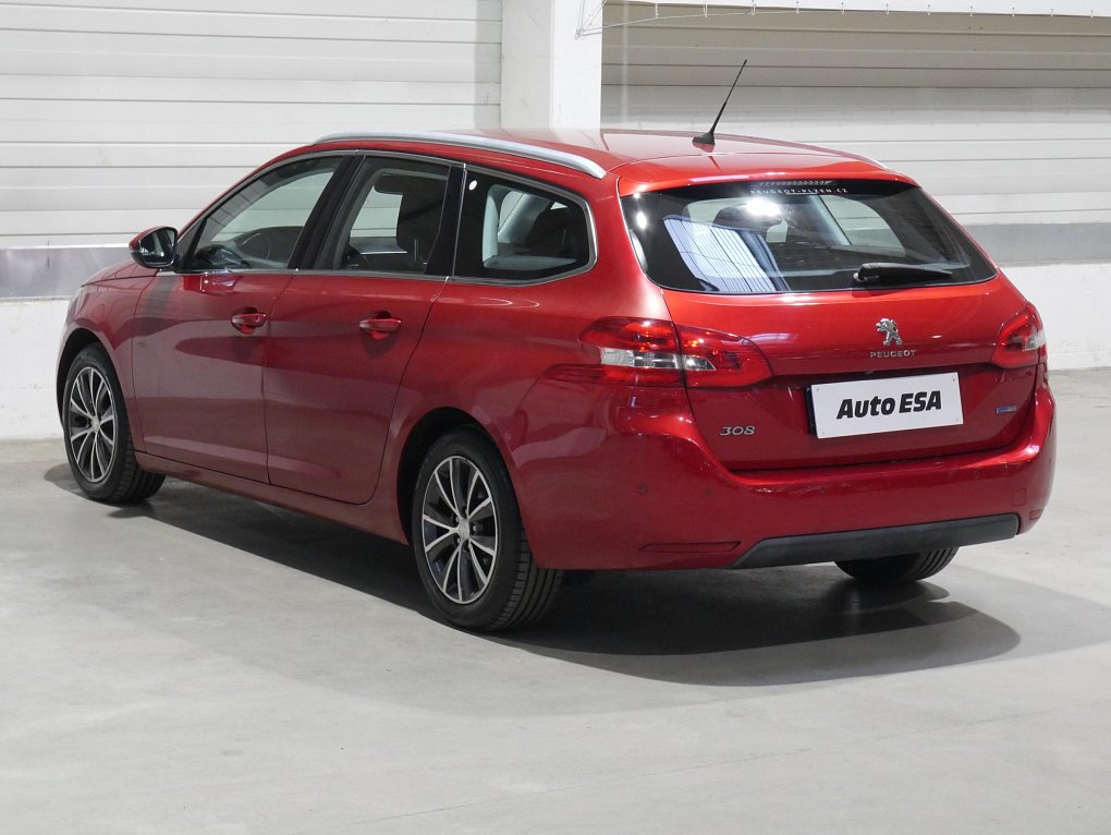Peugeot 308 1.2PT 
