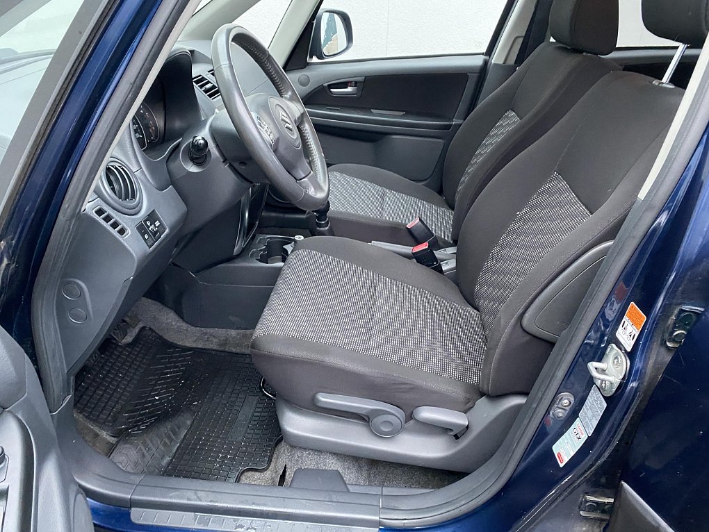 Suzuki SX4 1.6i 