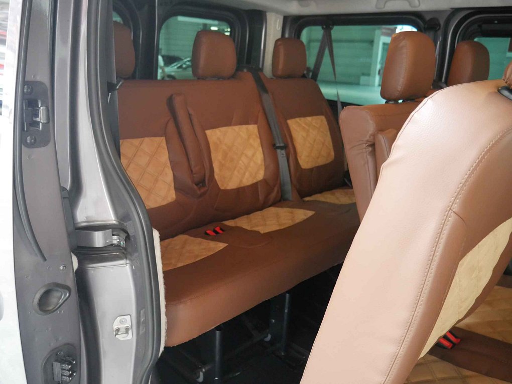 Nissan NV300 1.6dCi Premium 8míst