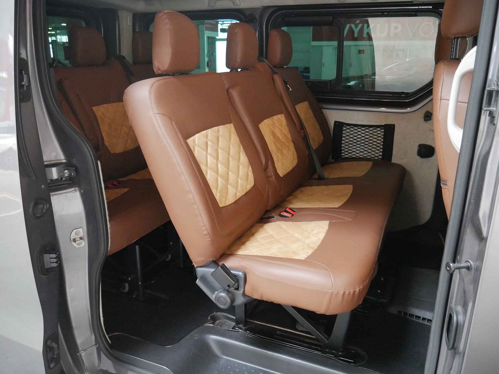 Nissan NV300 1.6dCi Premium 8míst