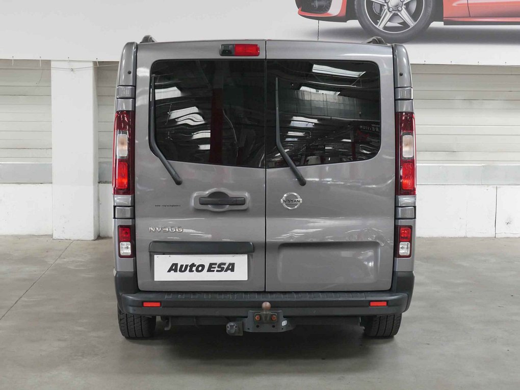 Nissan NV300 1.6dCi Premium 8míst