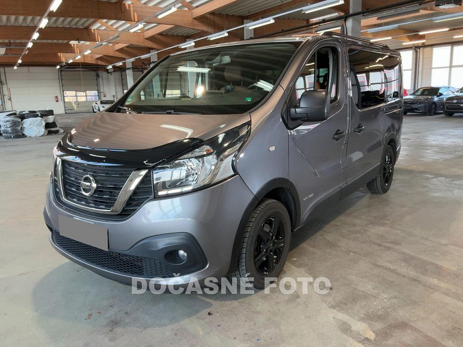 Nissan NV300 1.6dCi  8míst