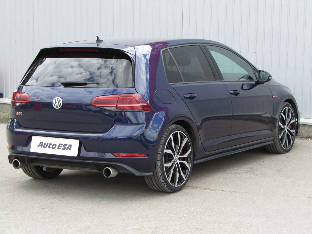 Volkswagen Golf 2.0 TSi GTi