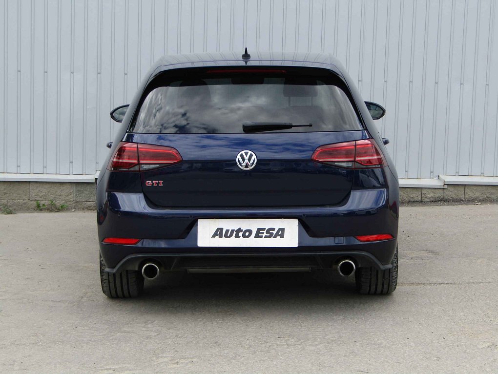 Volkswagen Golf 2.0 TSi GTi