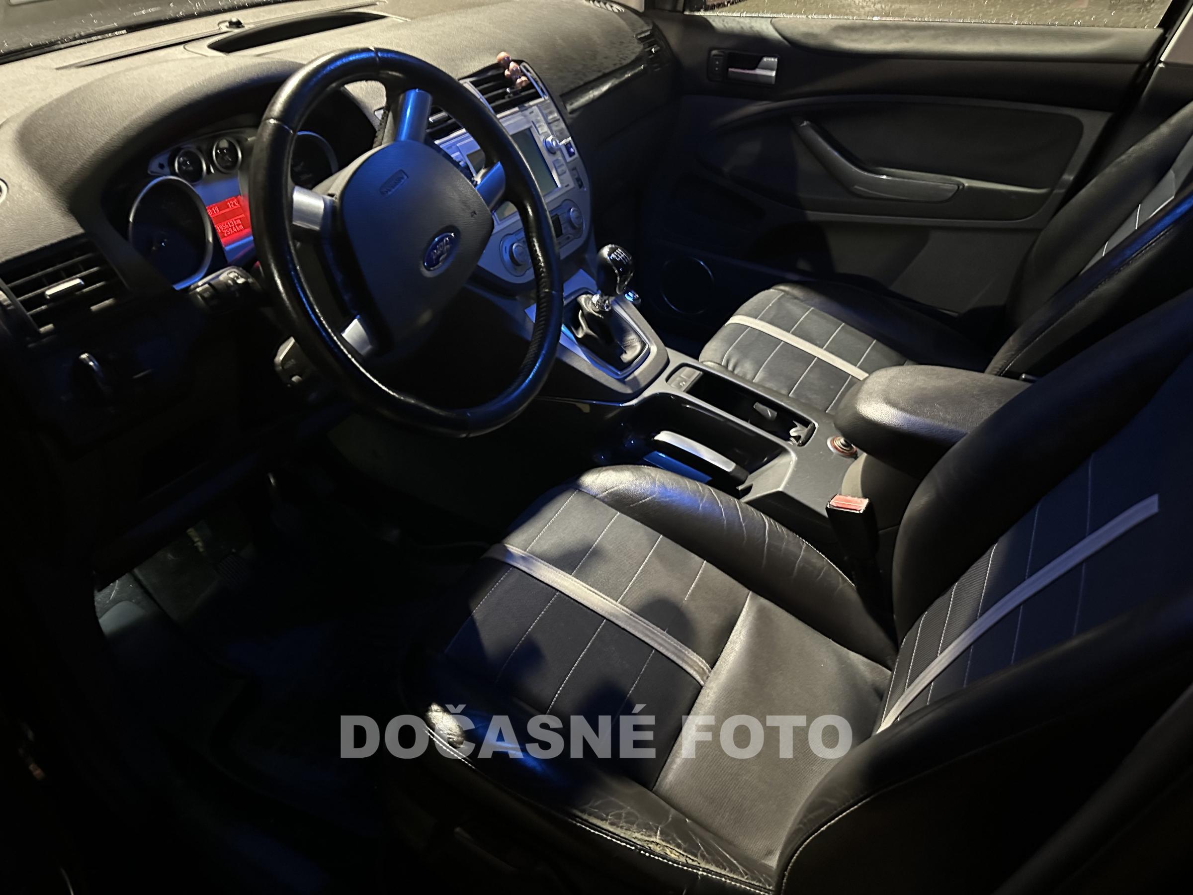 Ford Kuga, 2008 - pohled č. 3