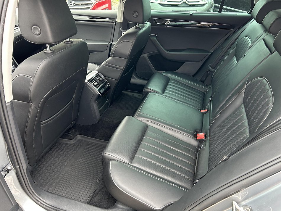 Škoda Superb III 2.0 TDi L&K