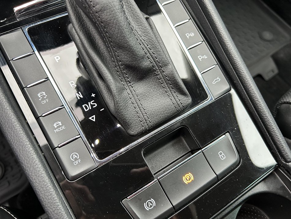 Škoda Superb III 2.0 TDi L&K