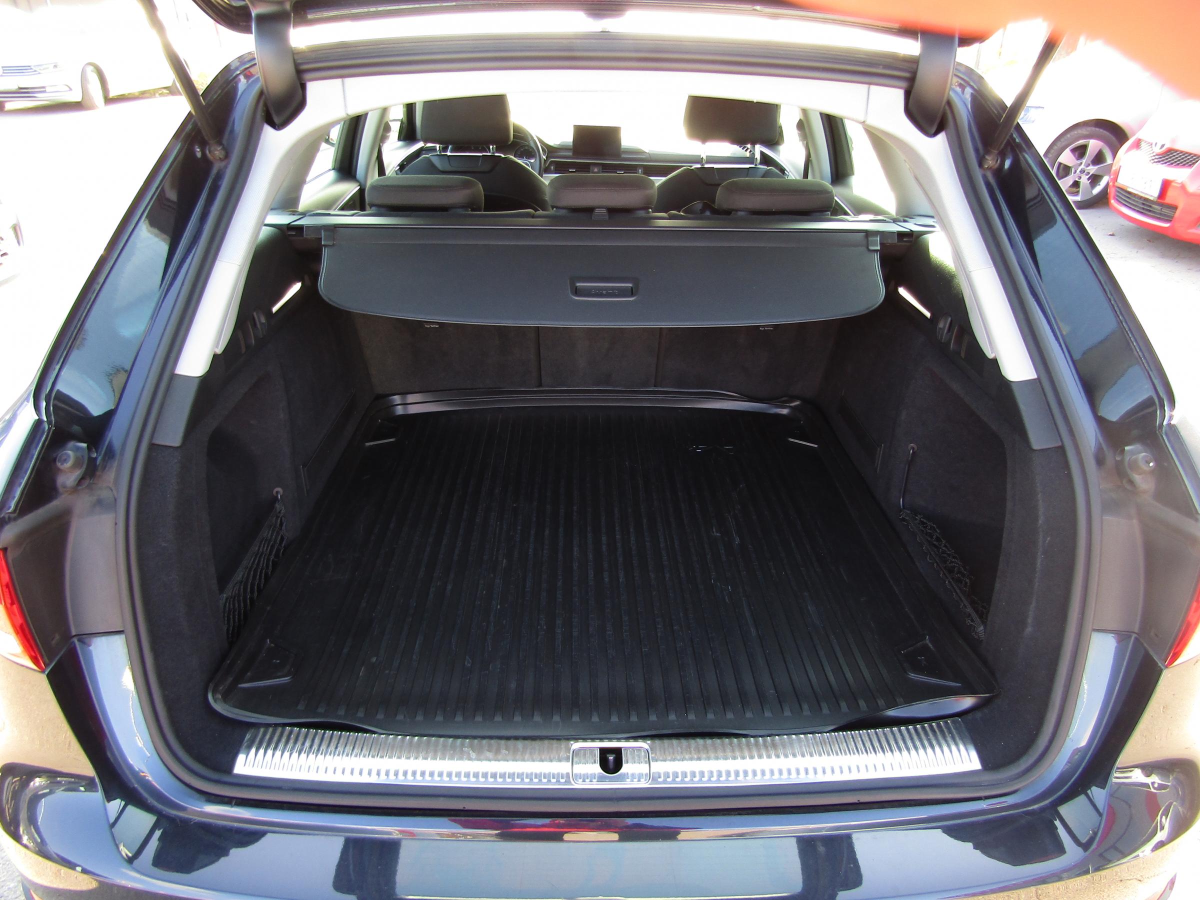 Audi A4, 2018 - pohled č. 7