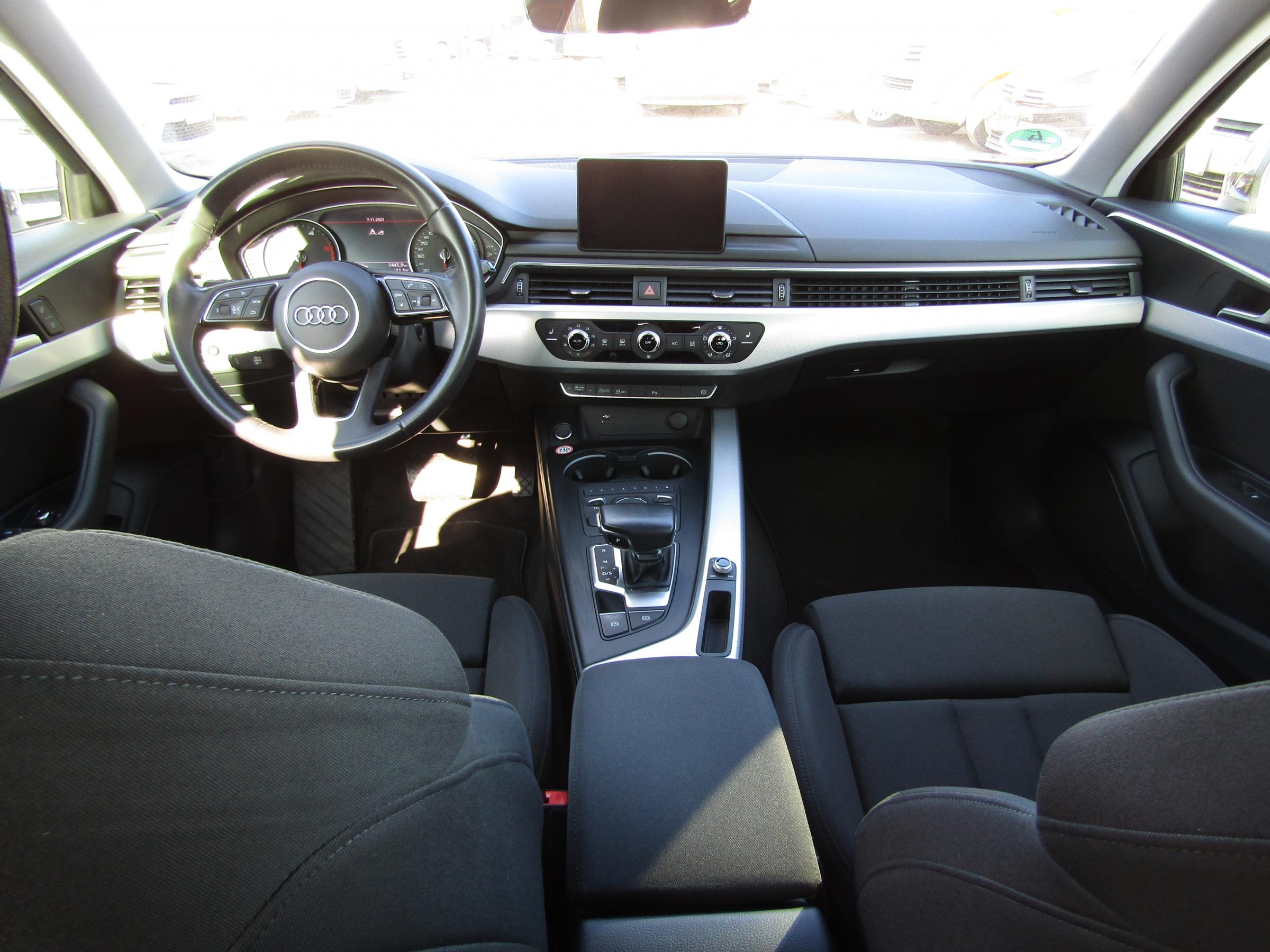 Audi A4, 2018 - pohled č. 8