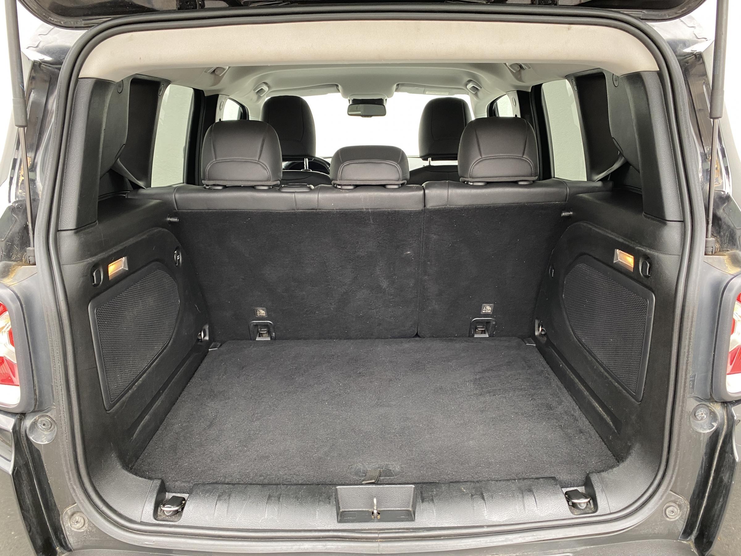 Jeep Renegade, 2015 - pohled č. 7