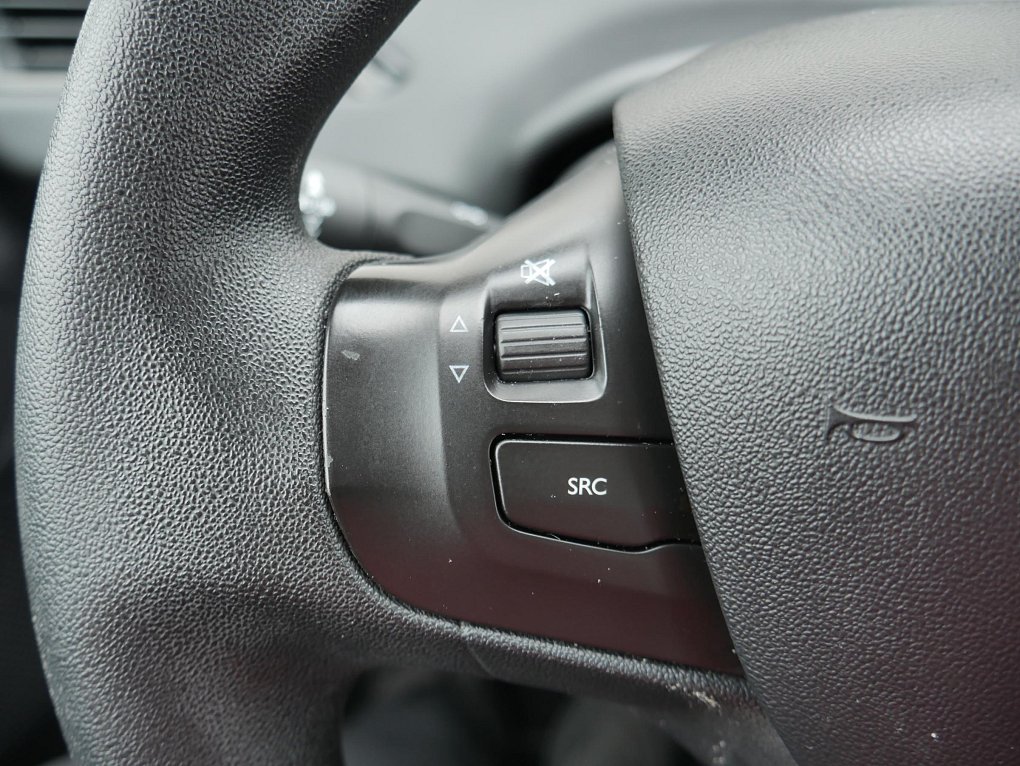 Peugeot 208 1.2 PT 