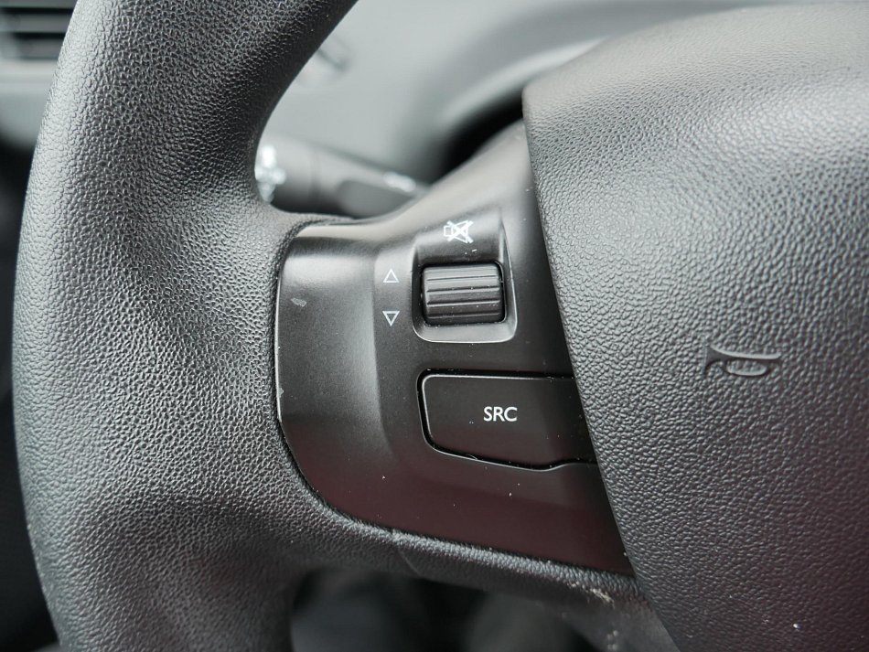 Peugeot 208 1.2 PT 