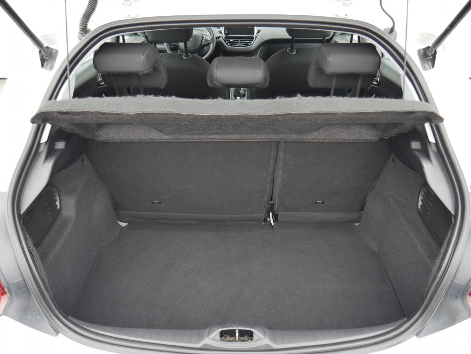 Peugeot 208 1.2 PT 