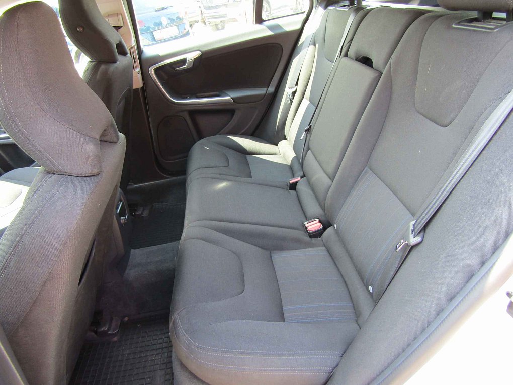 Volvo V60 1.6D 
