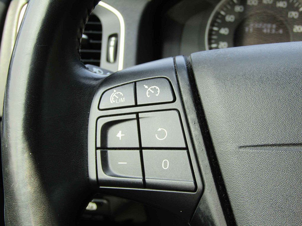 Volvo V60 1.6D 