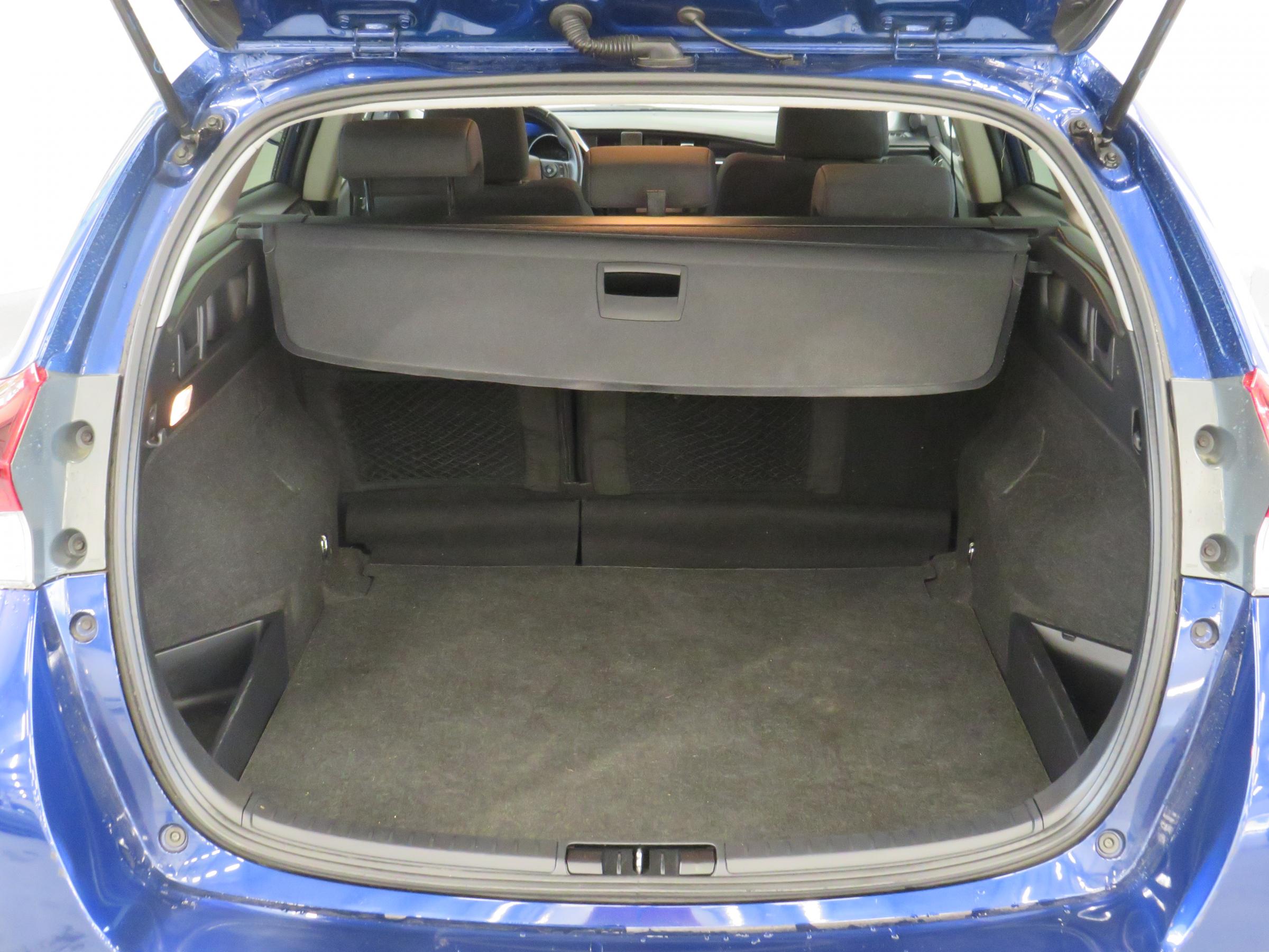Toyota Auris, 2015 - pohled č. 8