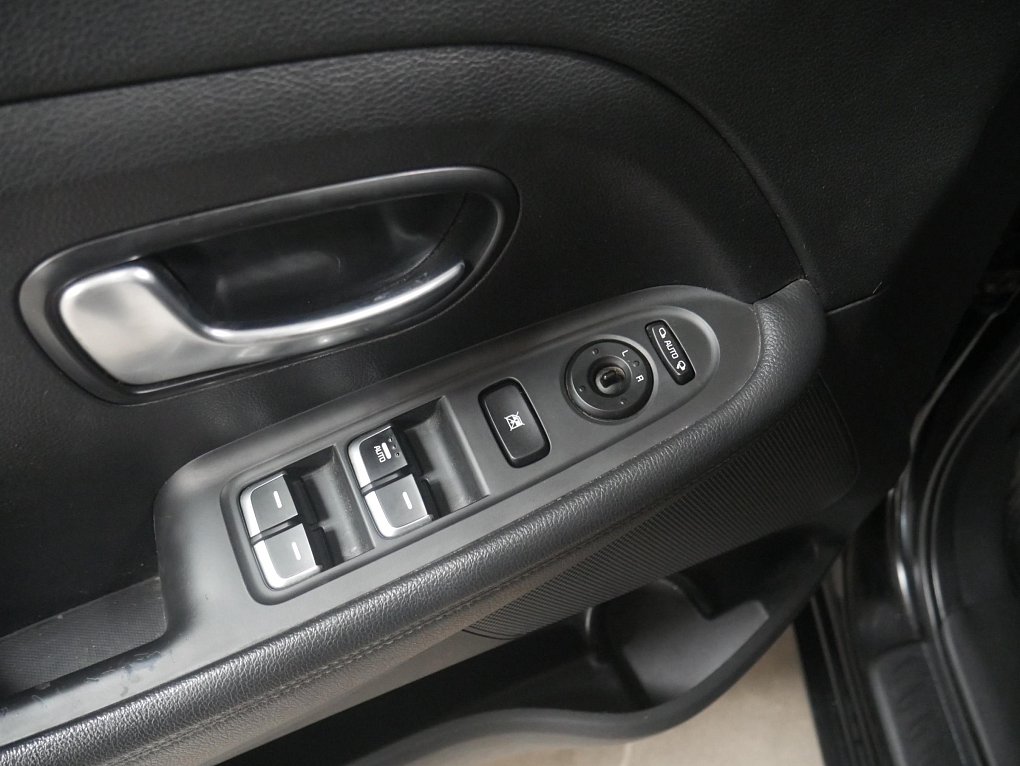 Kia Carens 1.6 GDi Vision