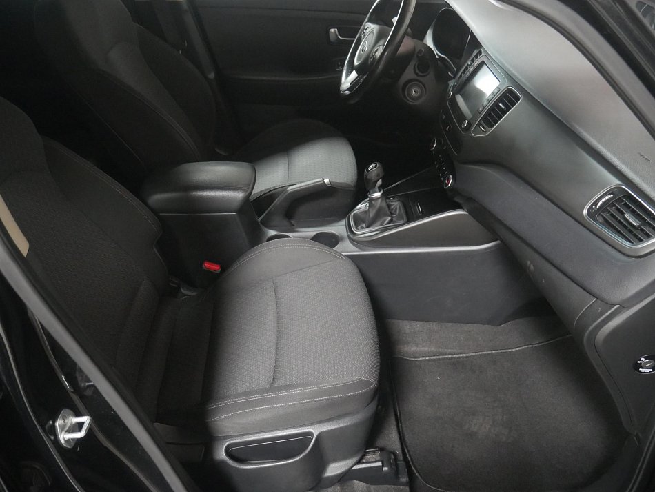 Kia Carens 1.6 GDi Vision