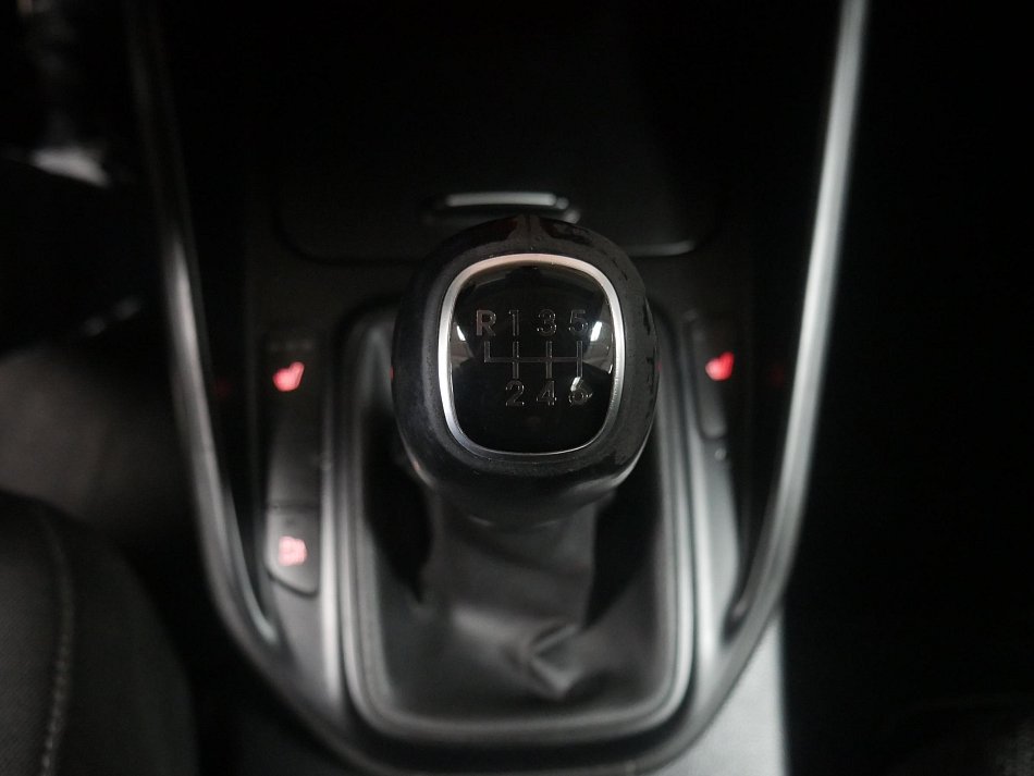 Kia Carens 1.6 GDi Vision