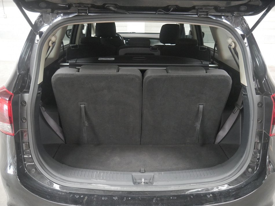 Kia Carens 1.6 GDi Vision