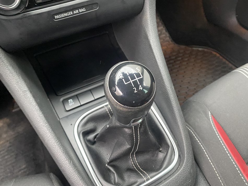 Volkswagen Golf 1.6TDi 