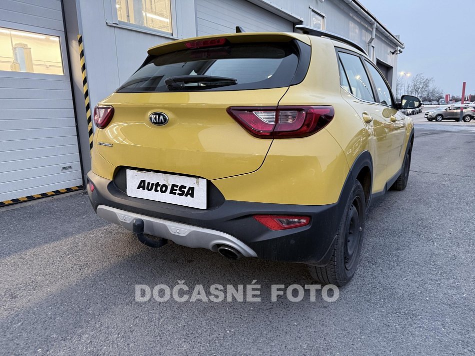 Kia Stonic 1.4i 