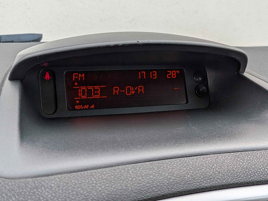 Renault Clio 1.2i 