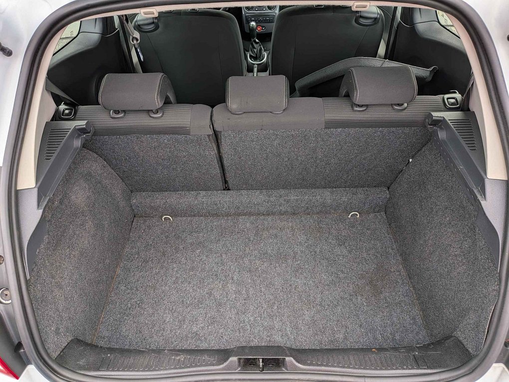 Renault Clio 1.2i 