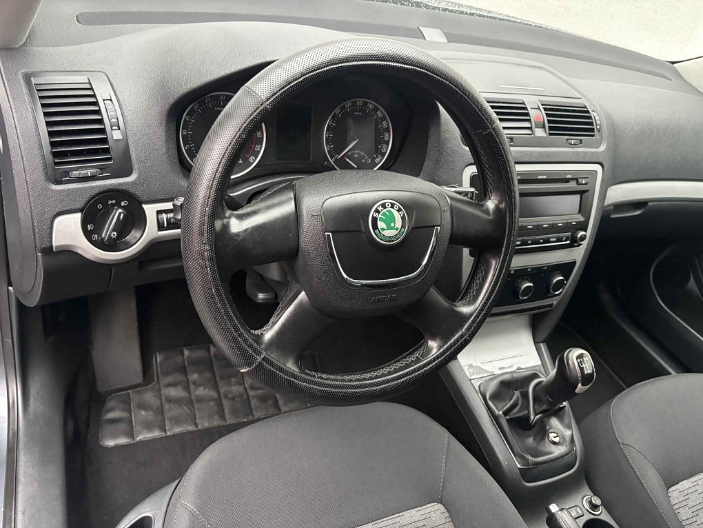 Škoda Octavia II 1.6 TDi Ambiente