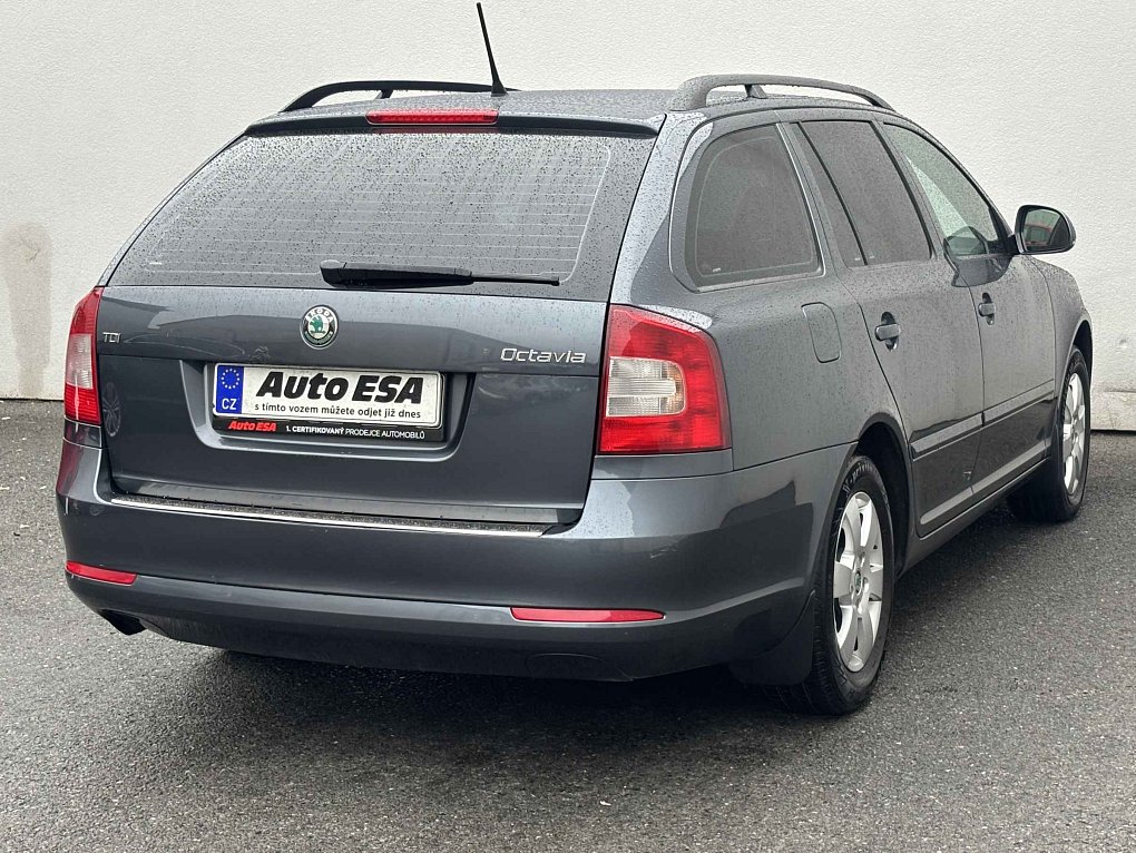 Škoda Octavia II 1.6 TDi Ambiente