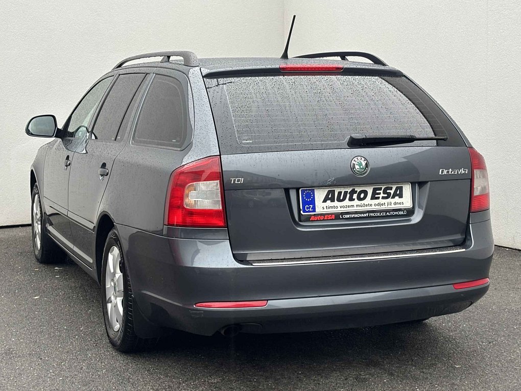 Škoda Octavia II 1.6 TDi Ambiente