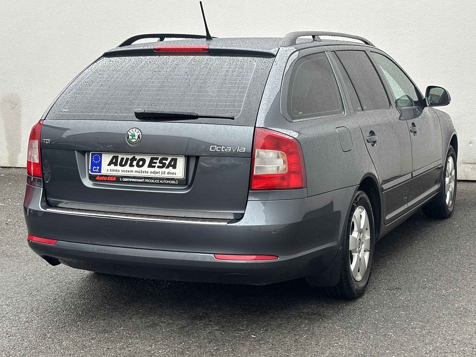 Škoda Octavia II 1.6 TDi Ambiente