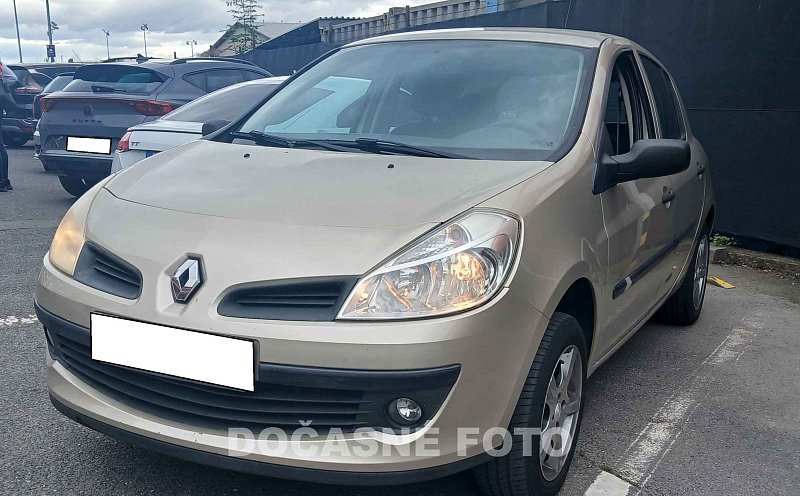 Renault Clio 1.2i 