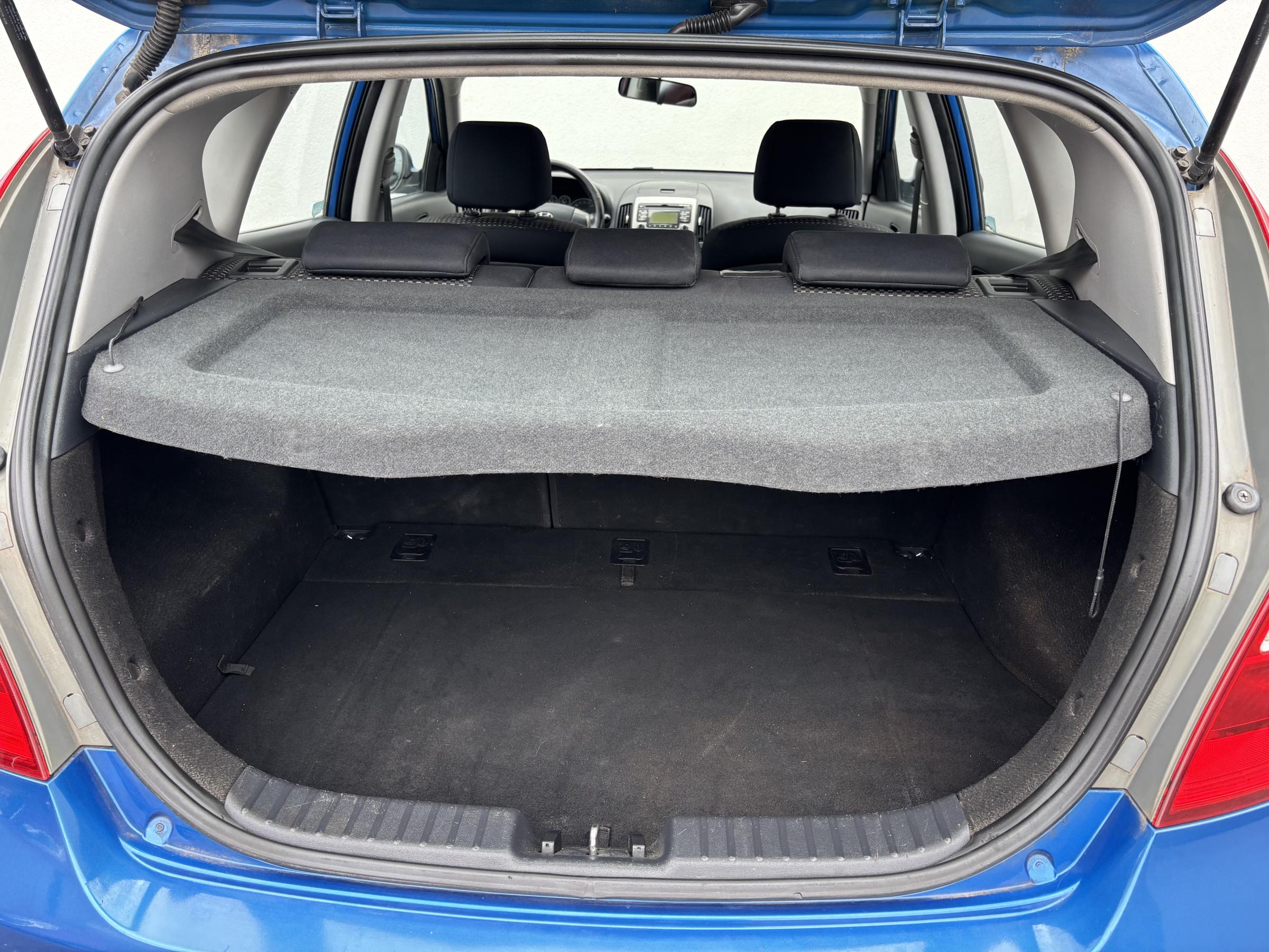 Hyundai i30, 2008 - pohled č. 8